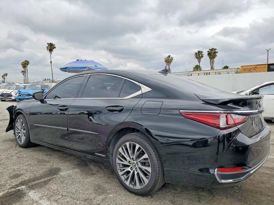 2020 Lexus Es 300h