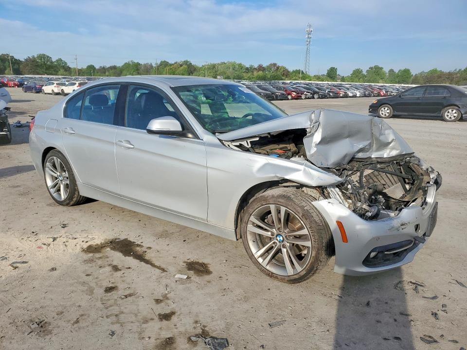2018 BMW 330 i