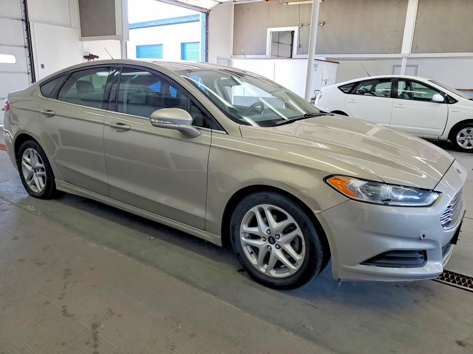 2015 Ford Fusion se
