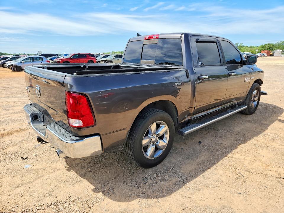 2015 Dodge RAM 1500 SLT