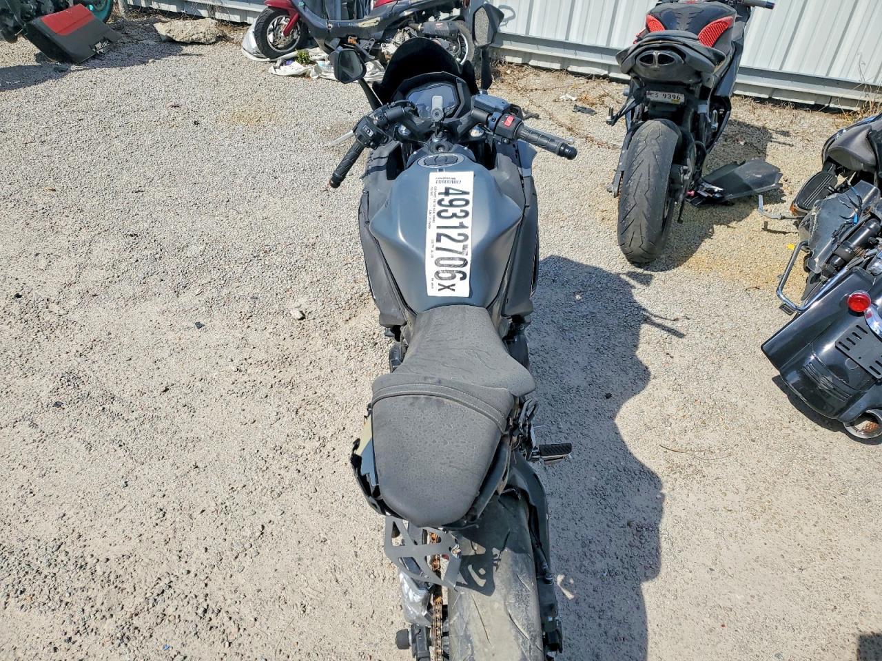 2024 Kawasaki EX650 R