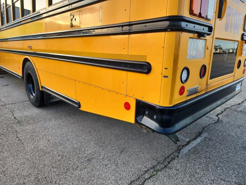 2010 Thomas Saf-t-liner C2-school bus