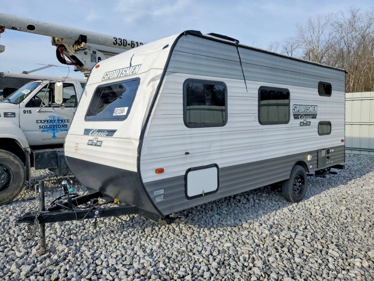 2022 Kz Rv Sportsmen Camper