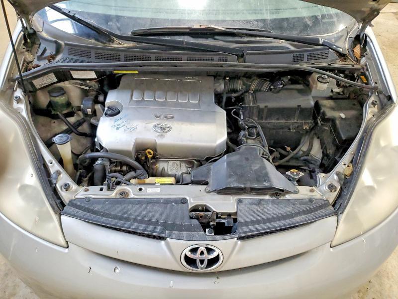 2007 Toyota Sienna ce 7-passenger