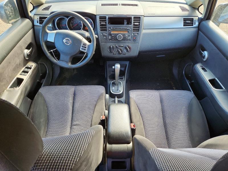 2010 Nissan Versa 1.8 s