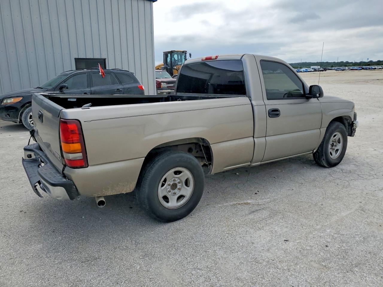 2003 GMC New Sierra C1500