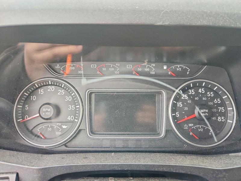 2025 International MV607 Refrigerated BOX Truck