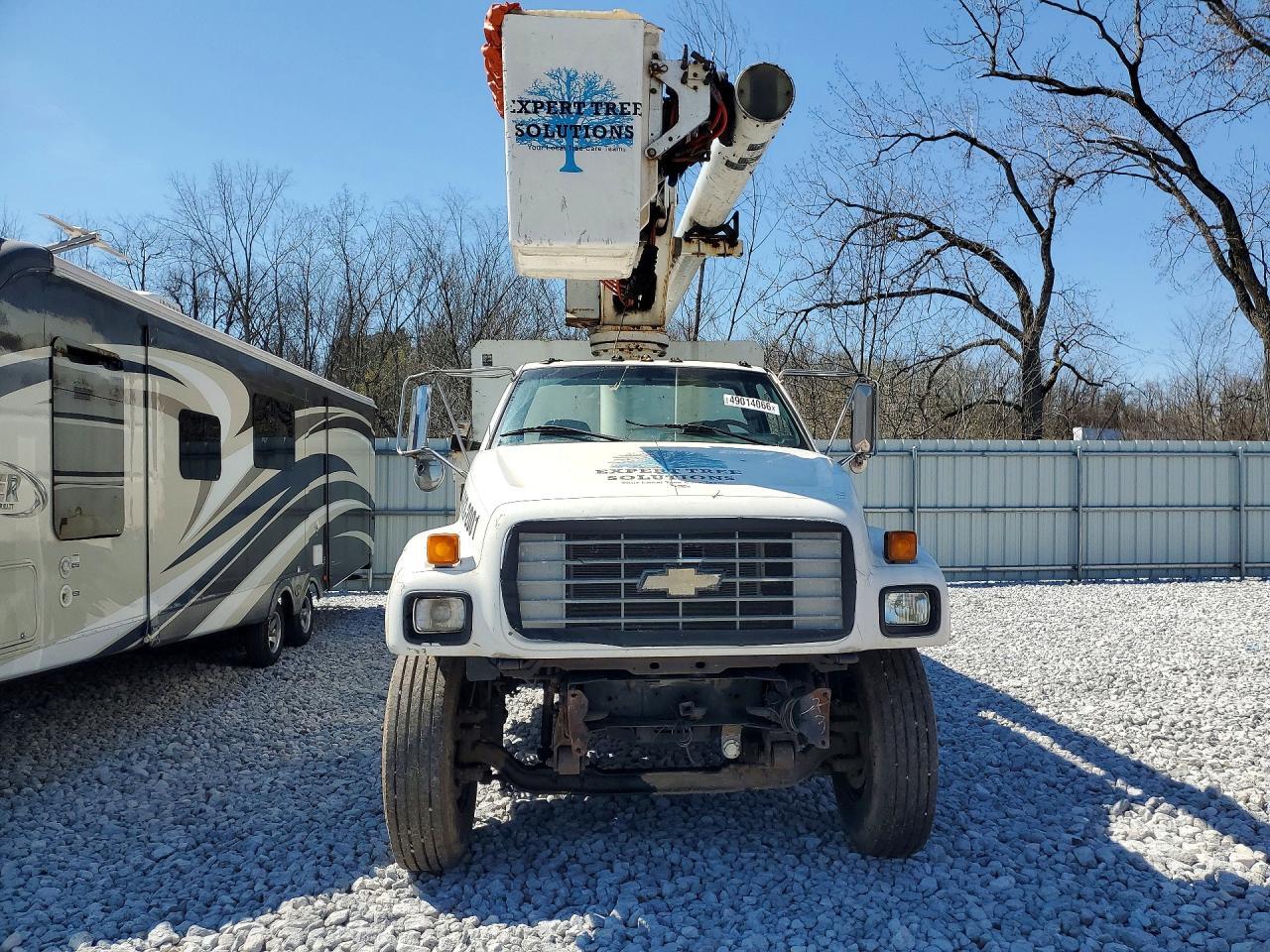 2000 Chevrolet C-SERIES C7H042