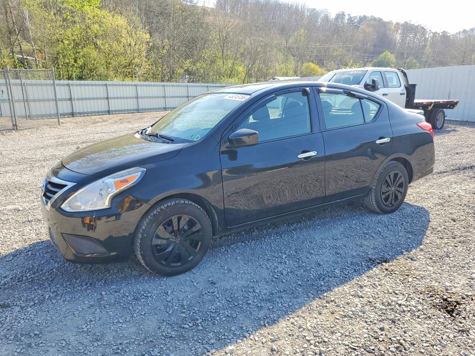 2019 Nissan Versa sv
