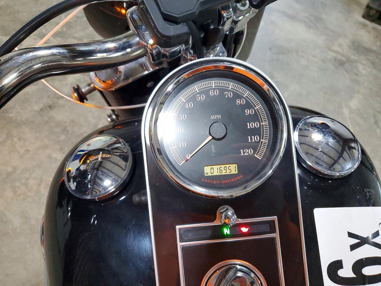 2010 Harley-Davidson Flstfb