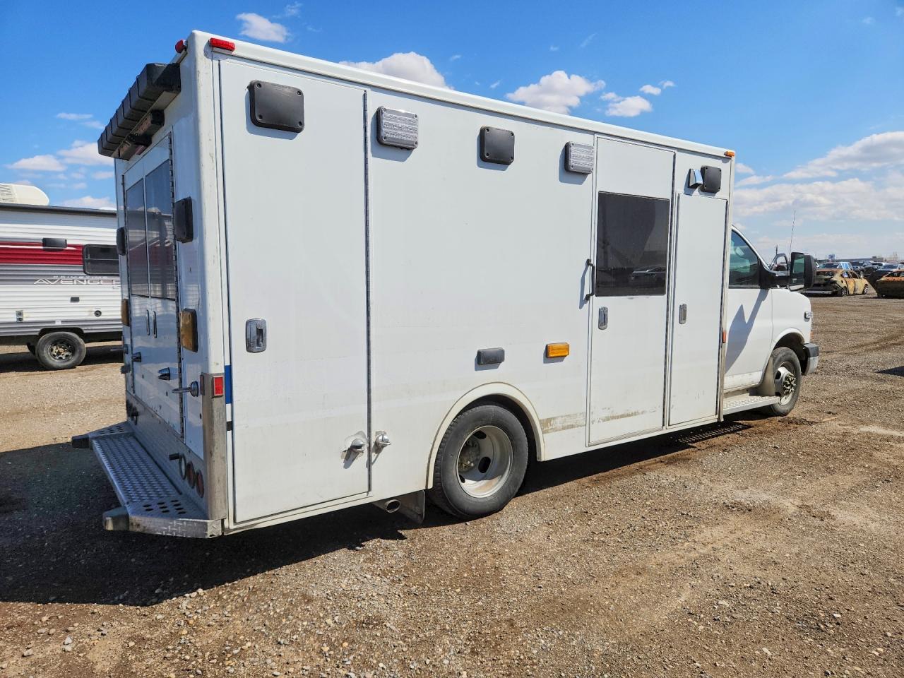 2015 Chev Express G3500