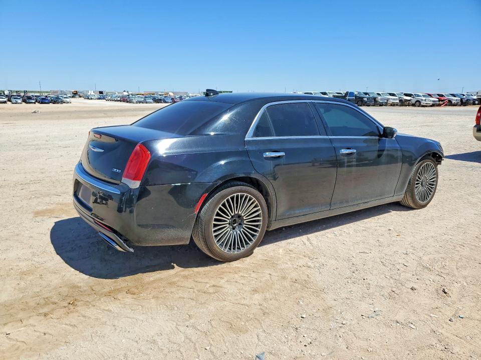 2018 Chrysler 300 Limited