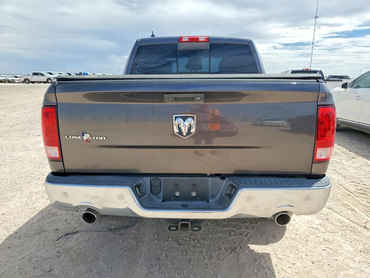 2015 Dodge RAM 1500 SLT