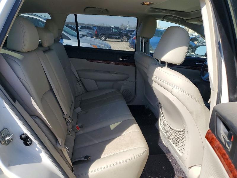 2010 Subaru Outback 2.5i Limited