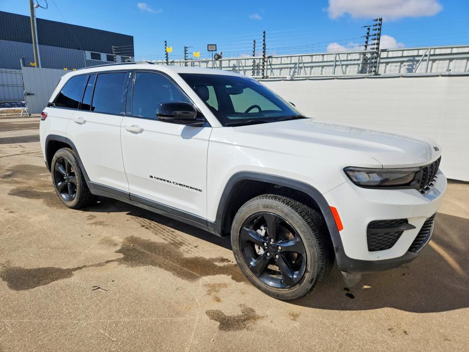 2024 Jeep Grand Cherokee Laredo