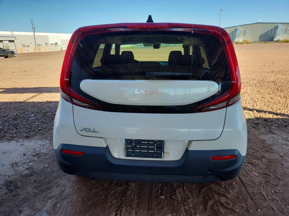 2022 KIA Soul lx
