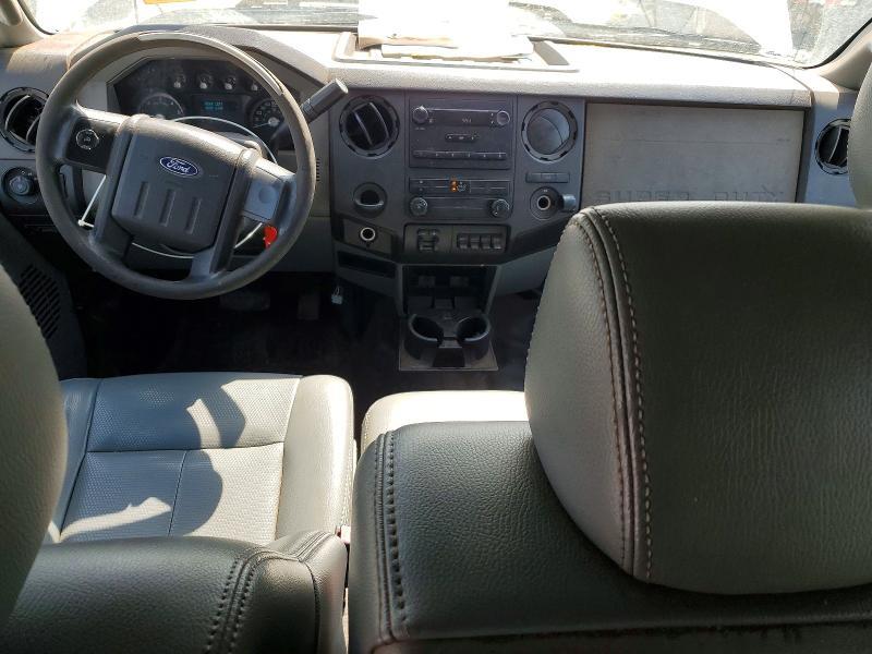 2011 Ford F450 Super Duty Flatbed Truck