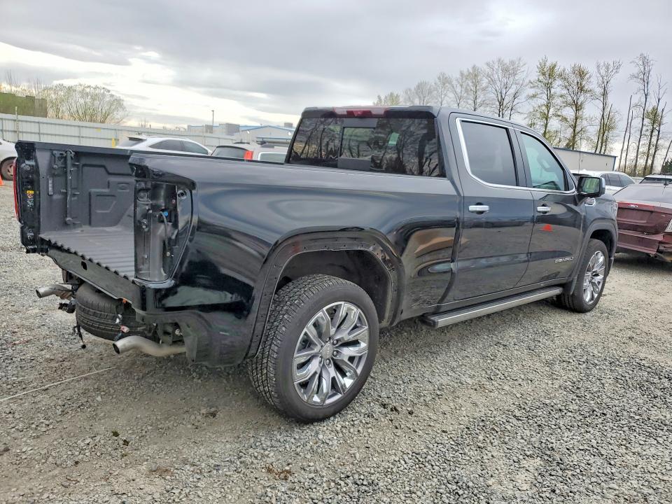 2025 GMC Sierra K1500 Denali