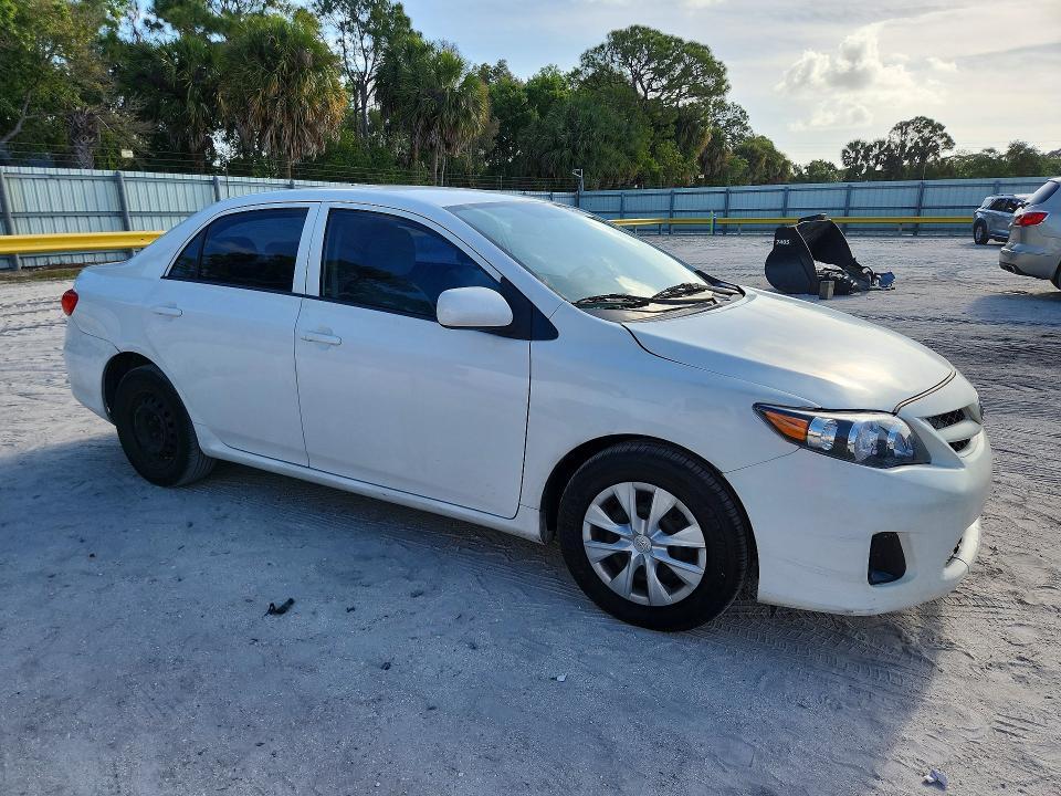 2012 Toyota Corolla l