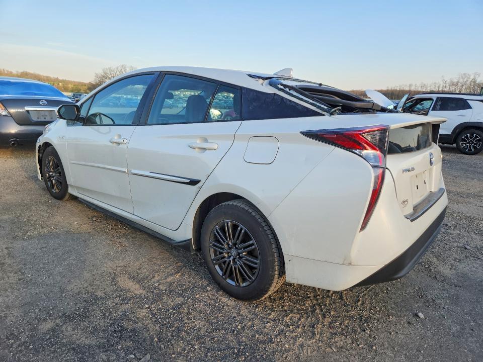 2016 Toyota Prius Four