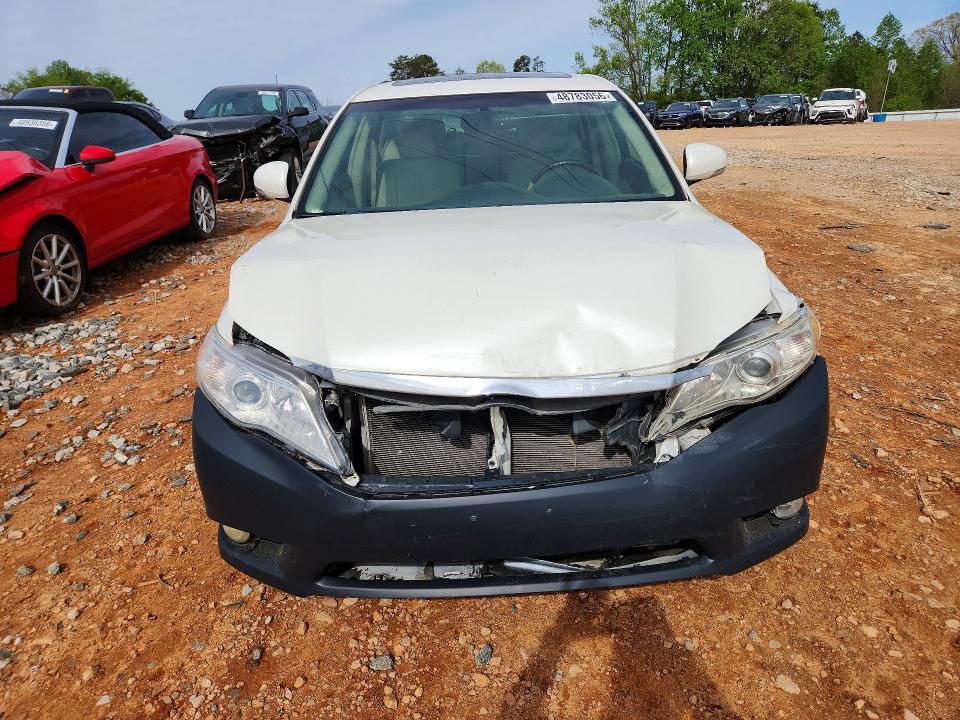2011 Toyota Avalon Limited