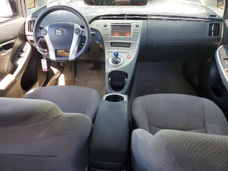 2014 Toyota Prius two