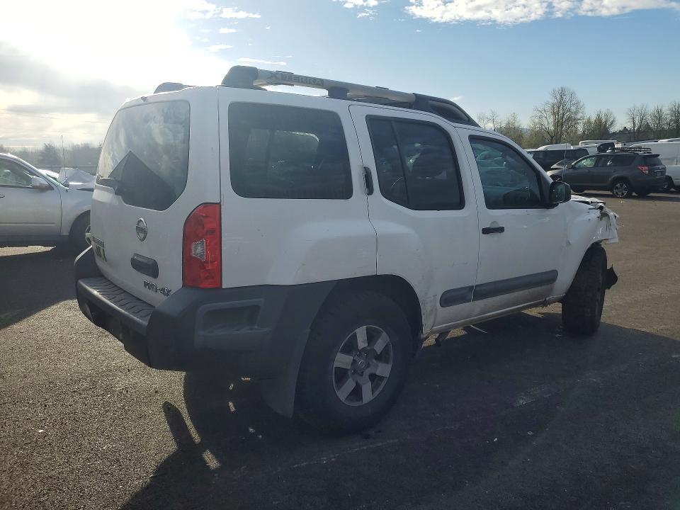 2011 Nissan Xterra x