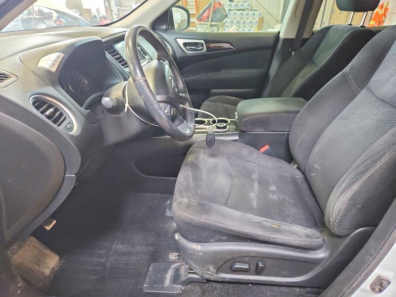 2016 Nissan Pathfinder s