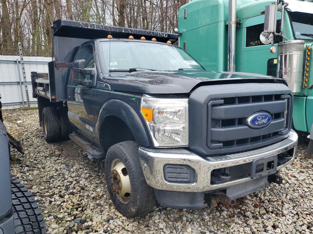 2015 Ford F350 Super Duty Dump Truck