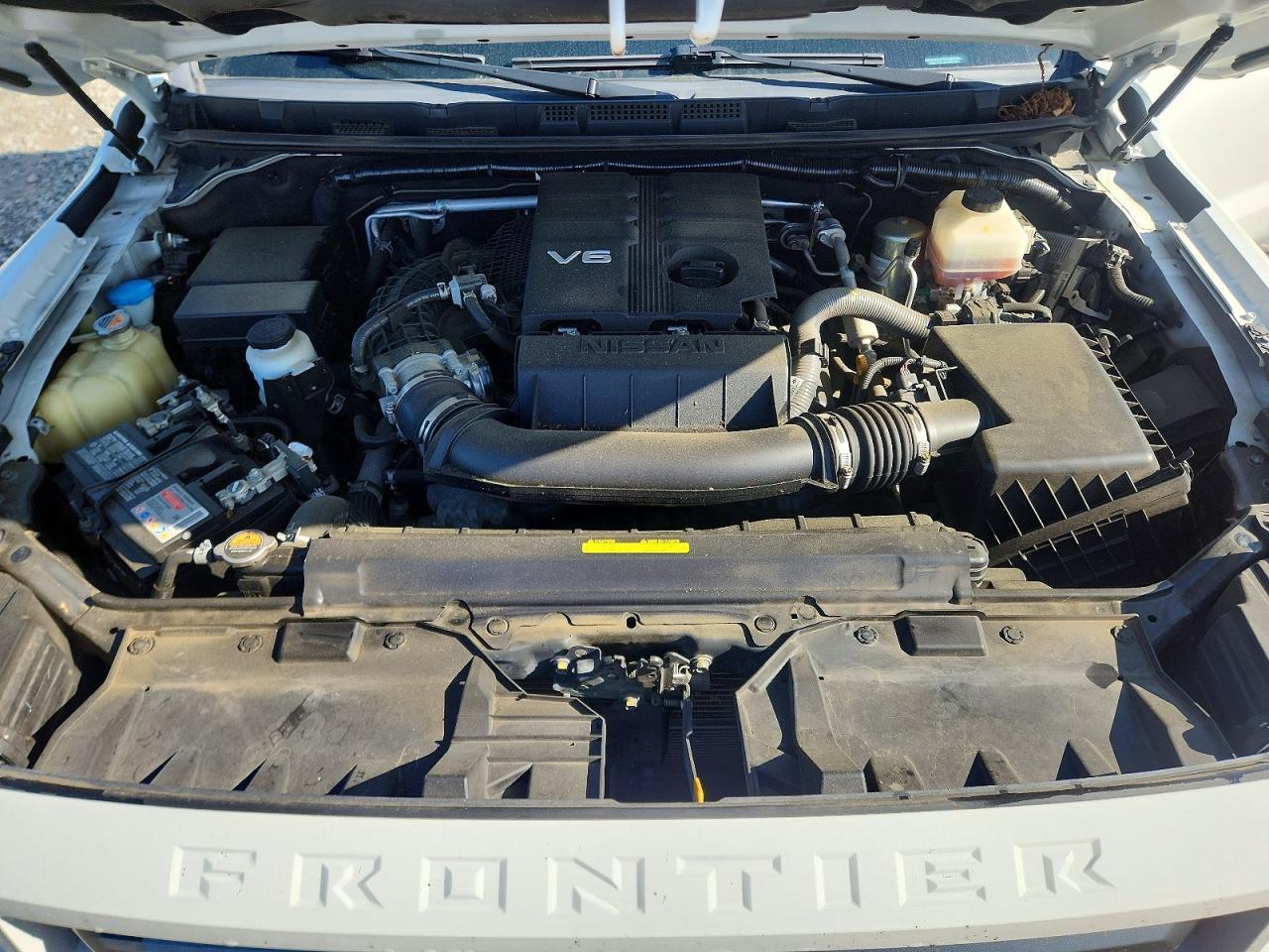 2022 Nissan Frontier SV