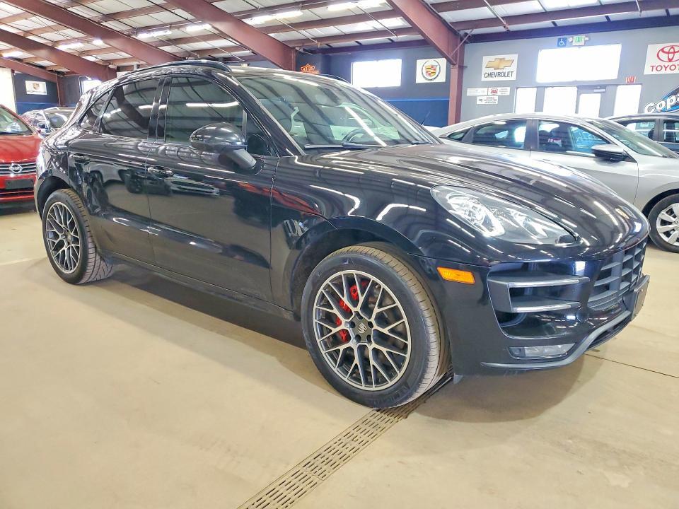 2018 Porsche Macan Turbo