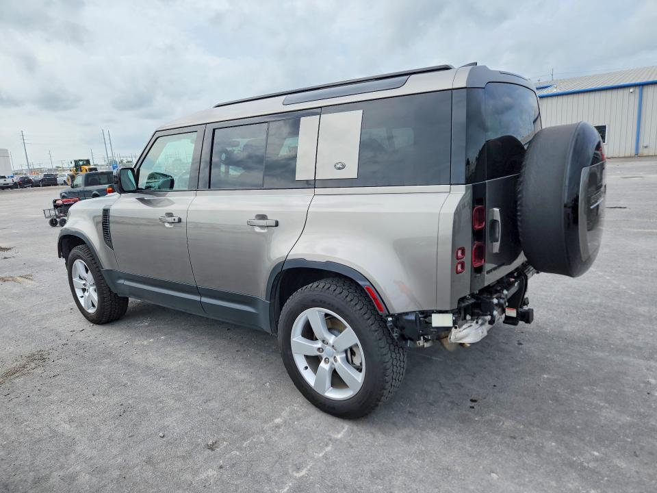 2024 Land Rover Defender 110 s