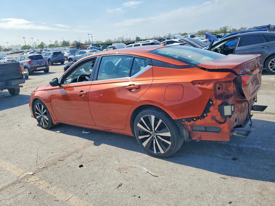 2021 Nissan Altima 2.0 sr