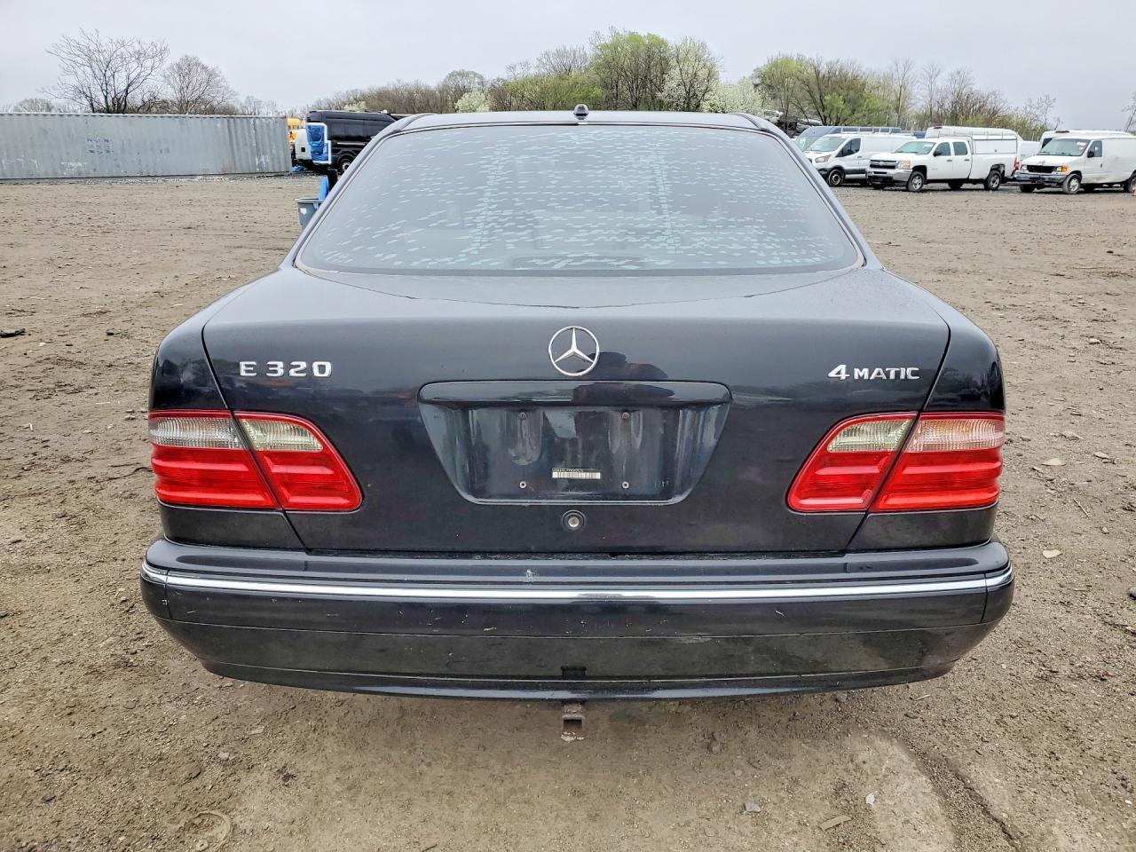 2000 Mercedes-Benz E 320 4matic