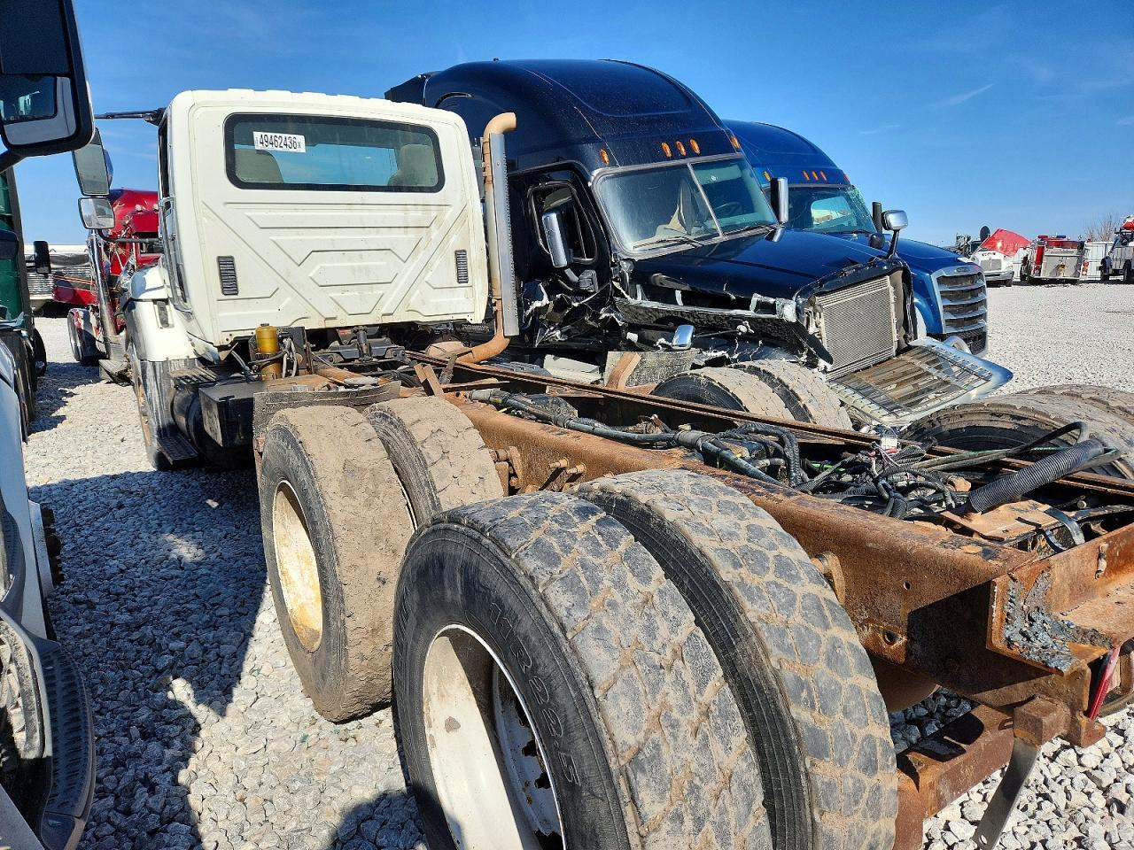 2010 International 7600 Truck Cab AND Chassis