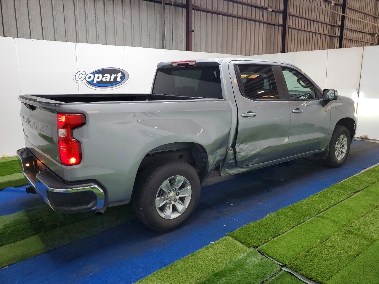 2025 Chevrolet Silverado C1500 LT