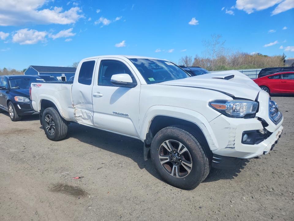 2016 Toyota Tacoma TRD Sport