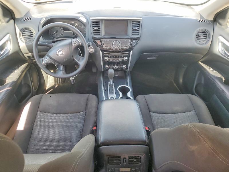 2020 Nissan Pathfinder s