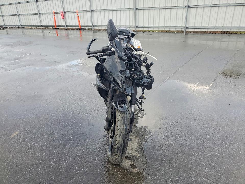 2025 Yamaha YZFR7