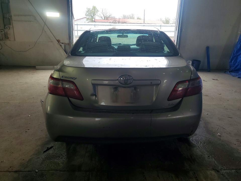2009 Toyota Camry le