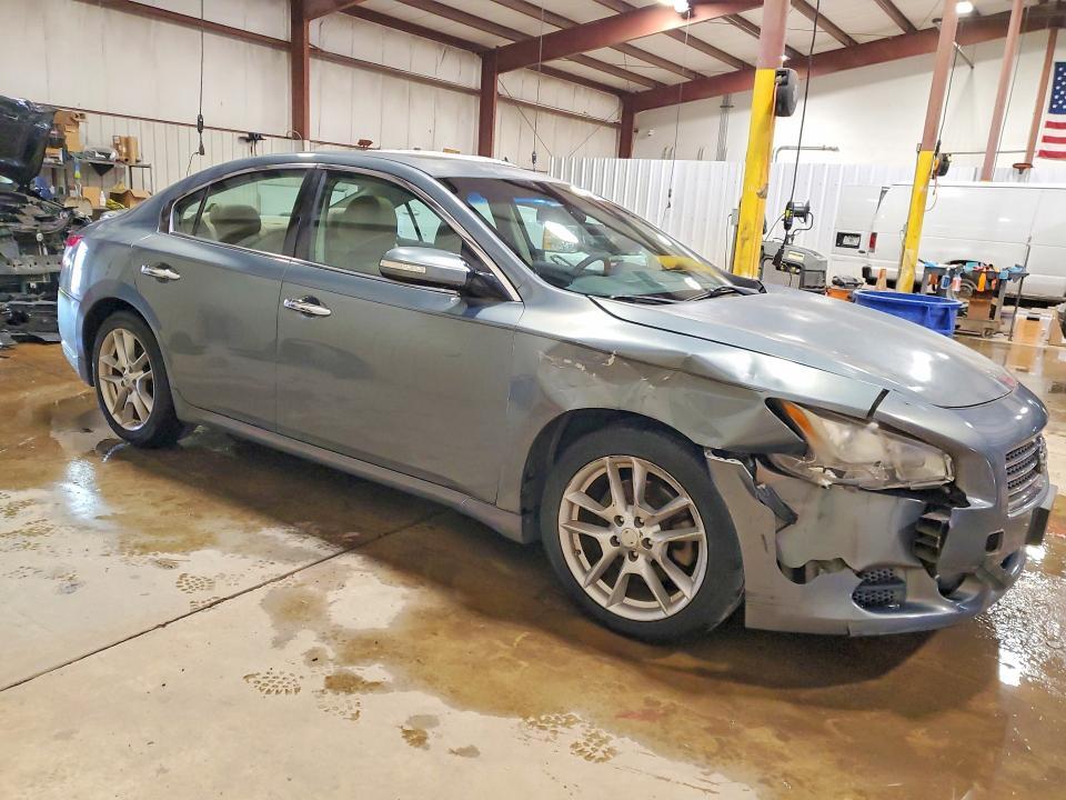 2010 Nissan Maxima 3.5 s