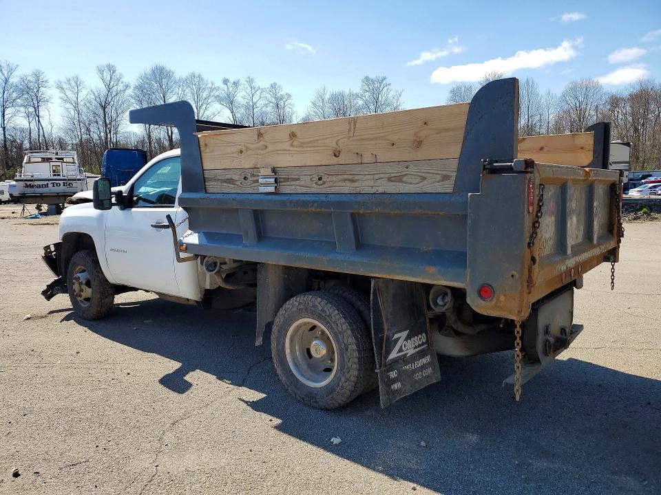 2012 Chev Rolet Silverado Dump Truck