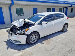 Vehiculos salvage en venta de Copart Fort Pierce, FL: 2016 KIA Forte lx