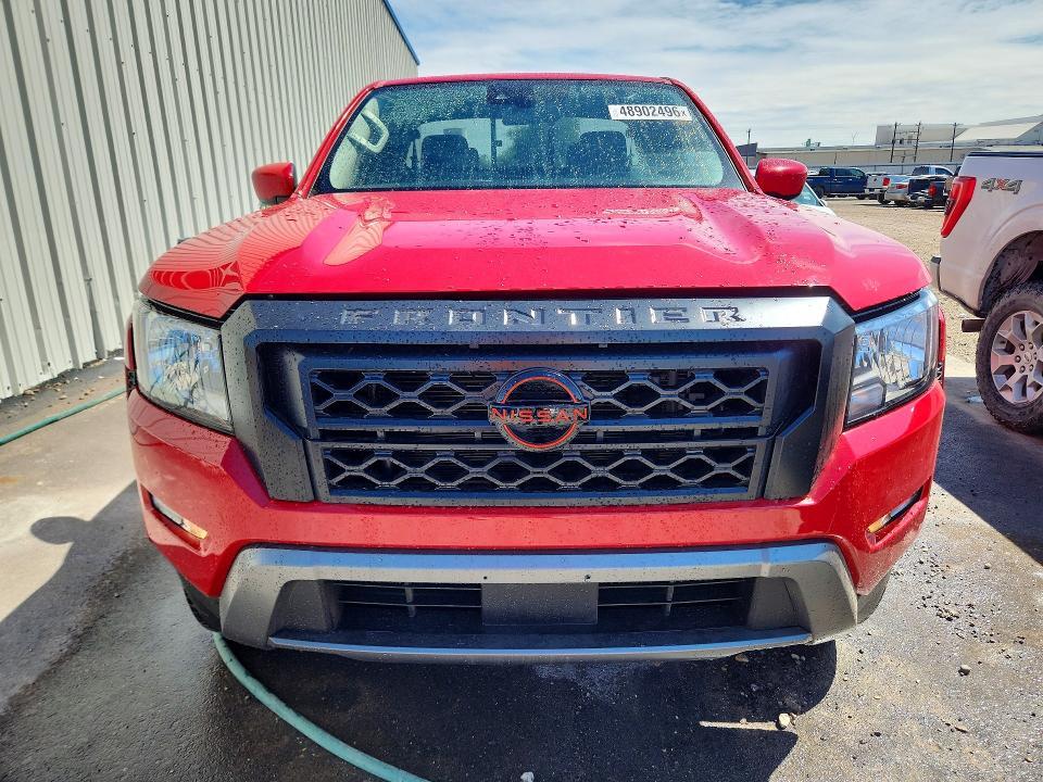 2022 Nissan Frontier SV