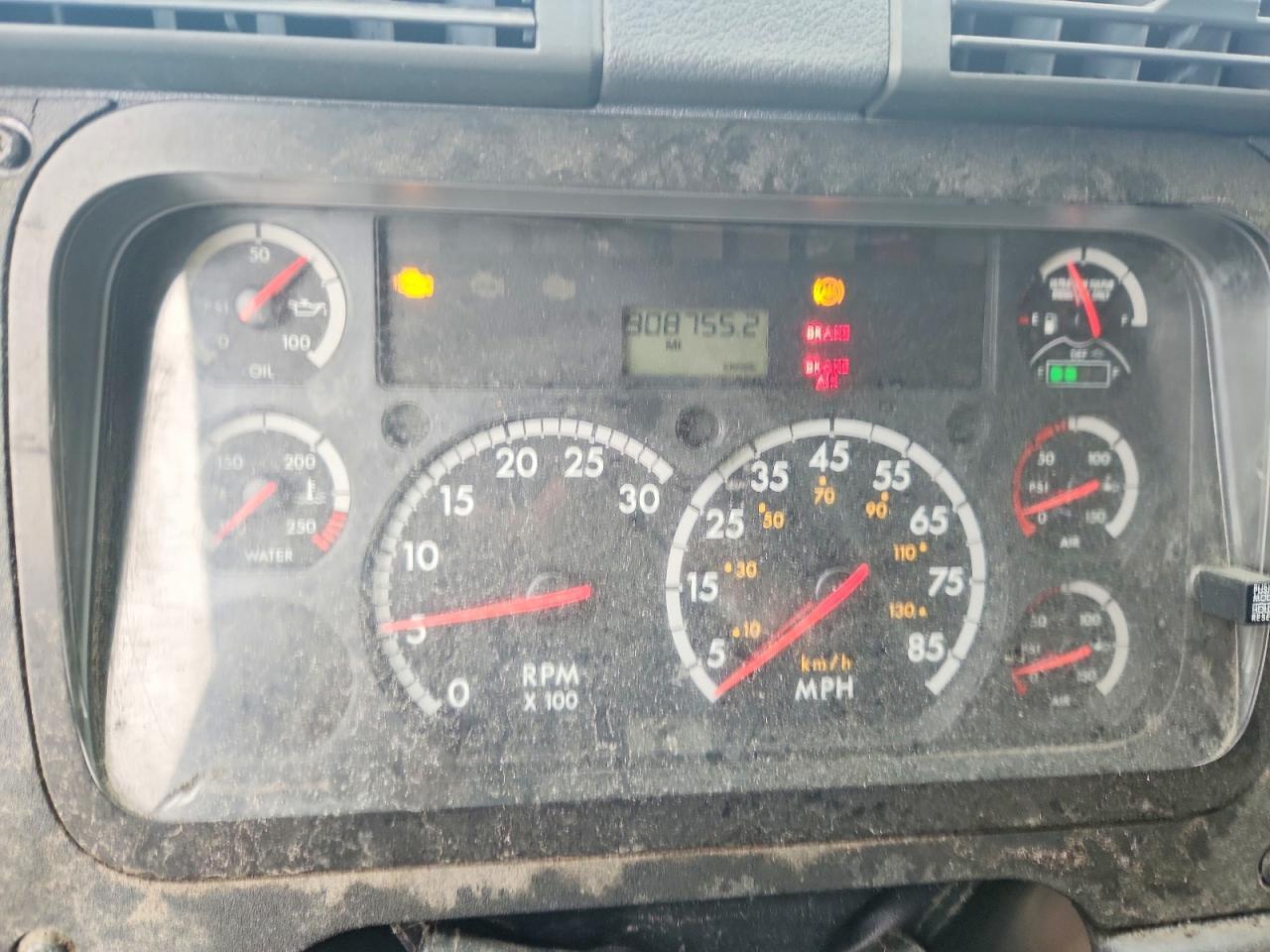 2016 Freigliner 2016 Freightliner Cascadia 125 Semi Truck