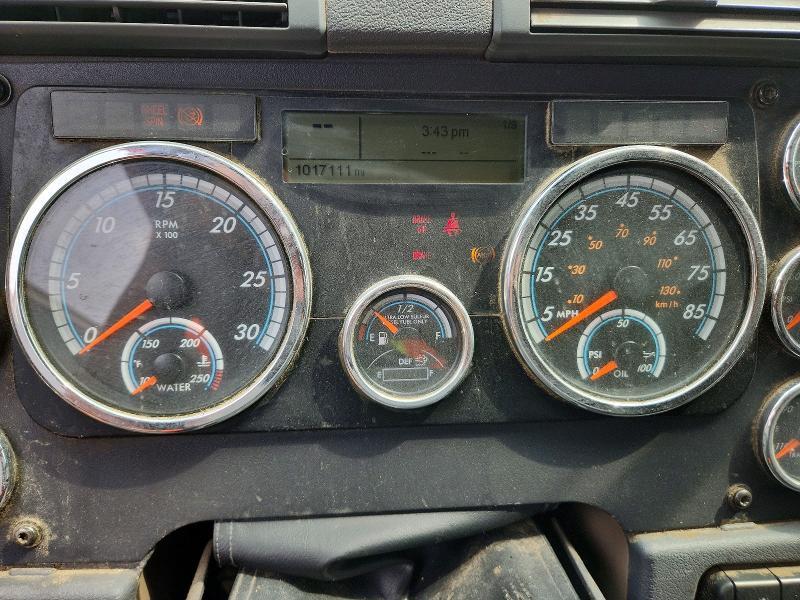 2016 Freigliner 2016 Freightliner Cascadia 125 Semi Truck