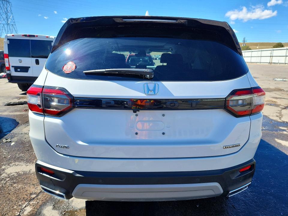 2025 Honda Pilot Touring