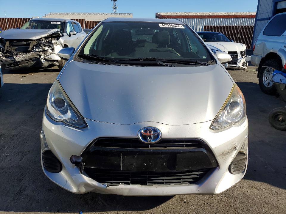 2016 Toyota Prius c two