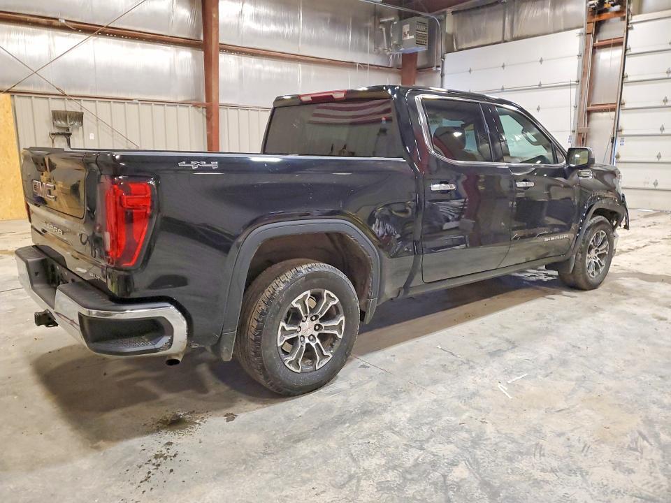 2025 GMC Sierra K1500 SLT