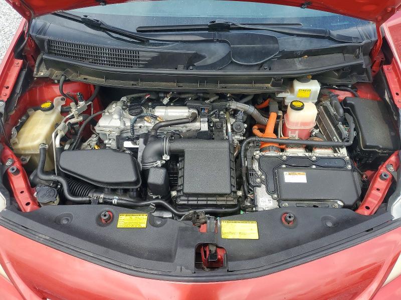 2013 Toyota Prius v two